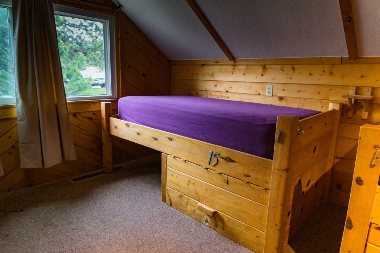 Estes Park Adventure Hostel Esterno foto