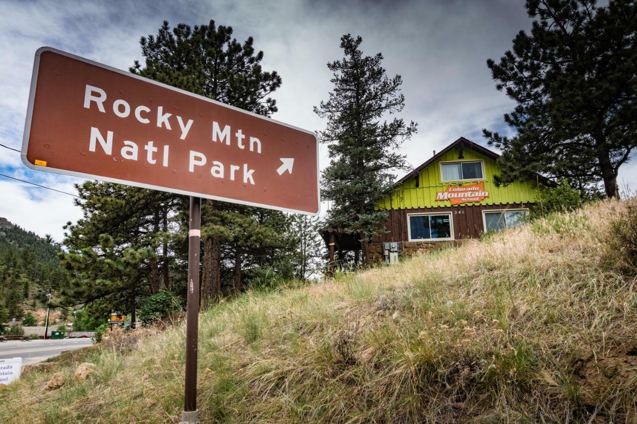 Estes Park Adventure Hostel Esterno foto